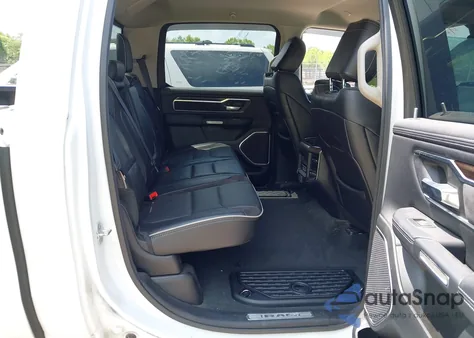 2022 Ram 1500 Laramie 4X4 6'4 Box z USA, uszkodzony, nr VIN 1C6SRFRT7NN460143